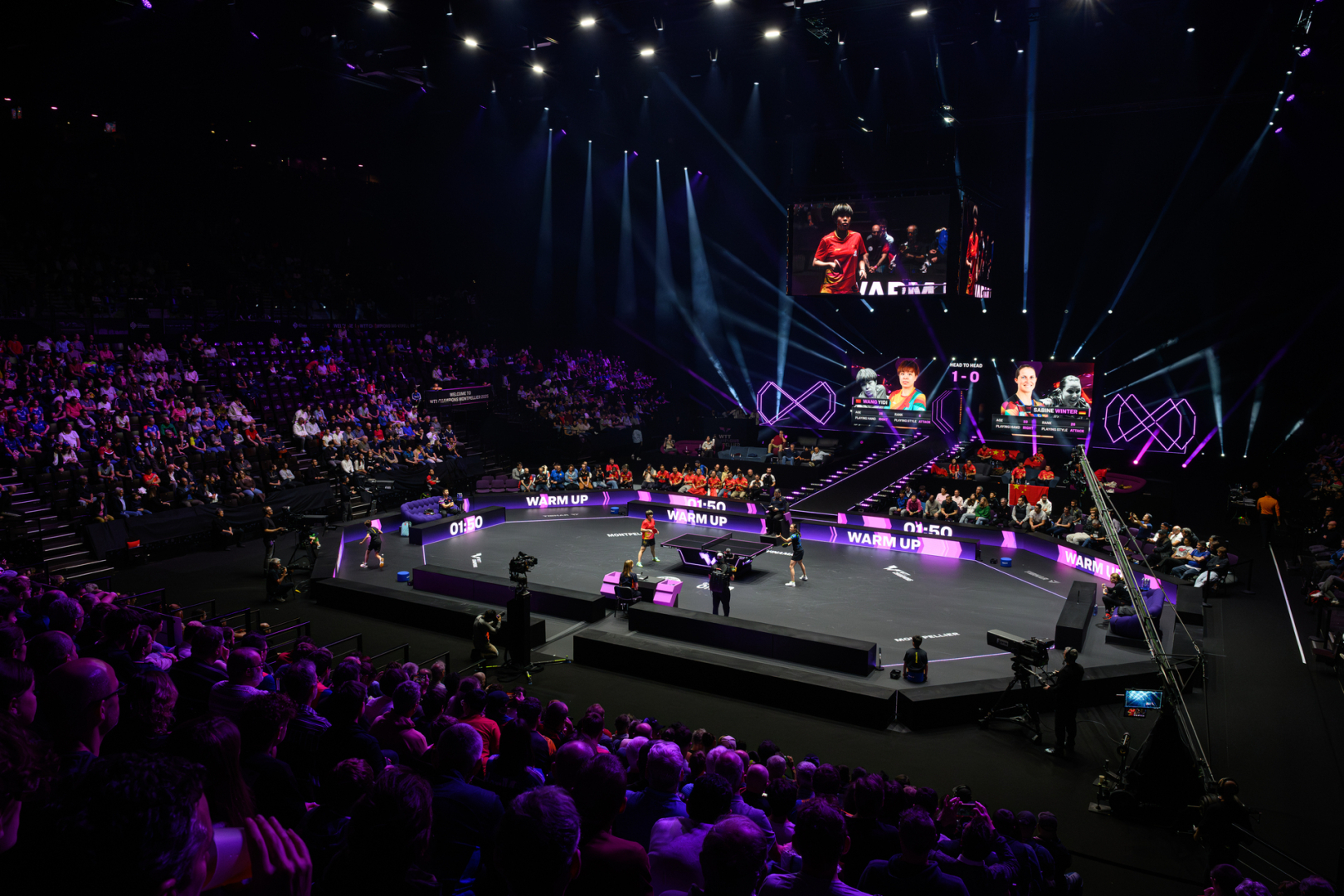 Sud de France Arena en configuration tennis de table