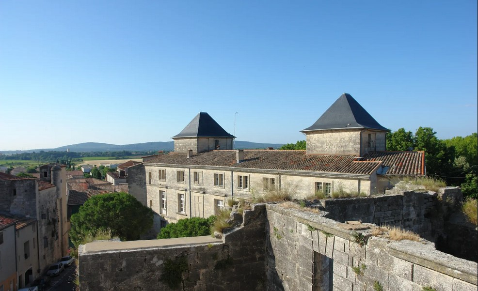 Dimanche, l'office de Tourisme organise une visite guidée du village
