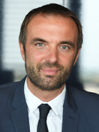 Portrait officiel de Michaël Delafosse, maire de Montpellier et président de la Métropole