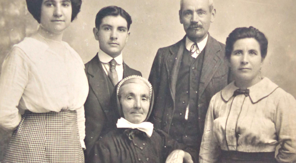 Image ancienne d'une famille