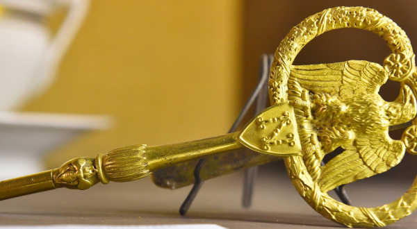 broche impériale 